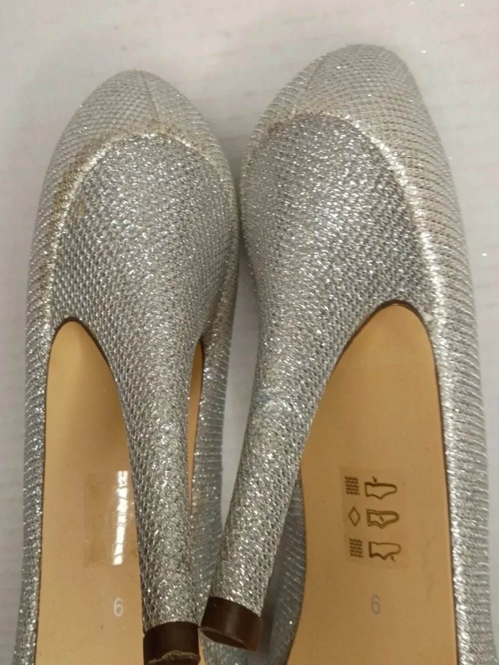 Call It Spring Silver Glitter Platform Pumps Women’s Size 9